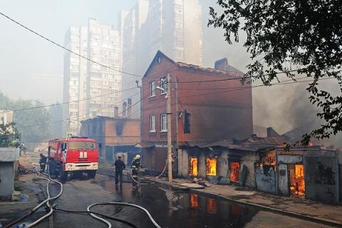 В Ростове погорельцы требуют разрешение на восстановление своих домов 