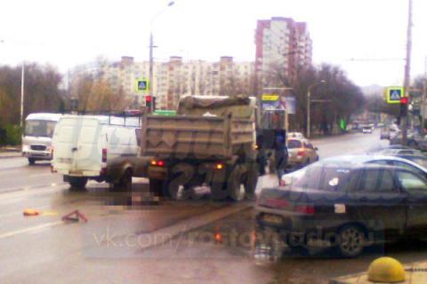 В Ростове на Военведе «МАЗ» насмерть сбил женщину