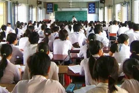 В 2018 году несколько школ Ростова могут перейти на трёхсменный режим работы
