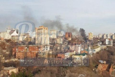 В Ростове вновь тушат пожар в районе Театральной площади