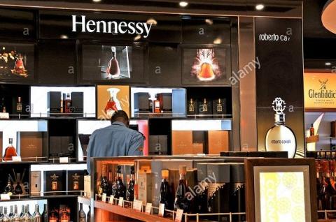 В Ростовской области у бизнесмена изъяли почти тонну «палёного» Hennessy 