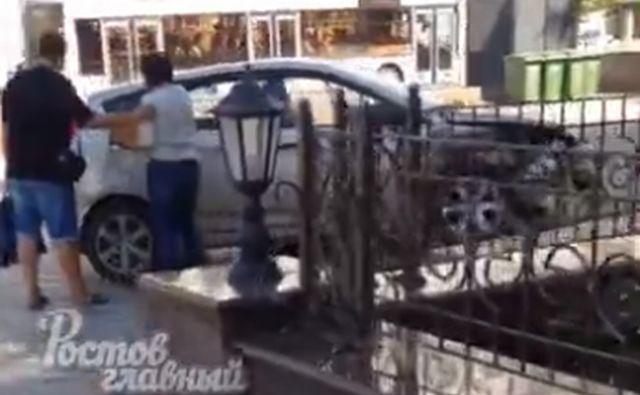 Новости | Белая Калитва: Информационно - развлекательный портал - Страница #139 photo В Ростове на Большой Садовой иномарка вылетела на тротуар с пешеходами