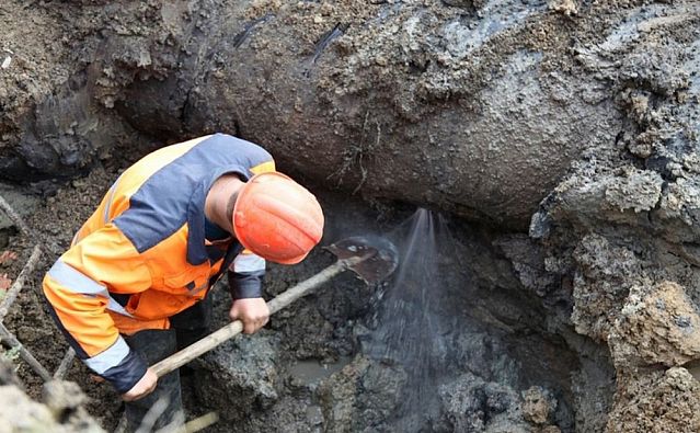 Из-за прорыва водопровода около 30 тысяч жителей Ростова остались без воды