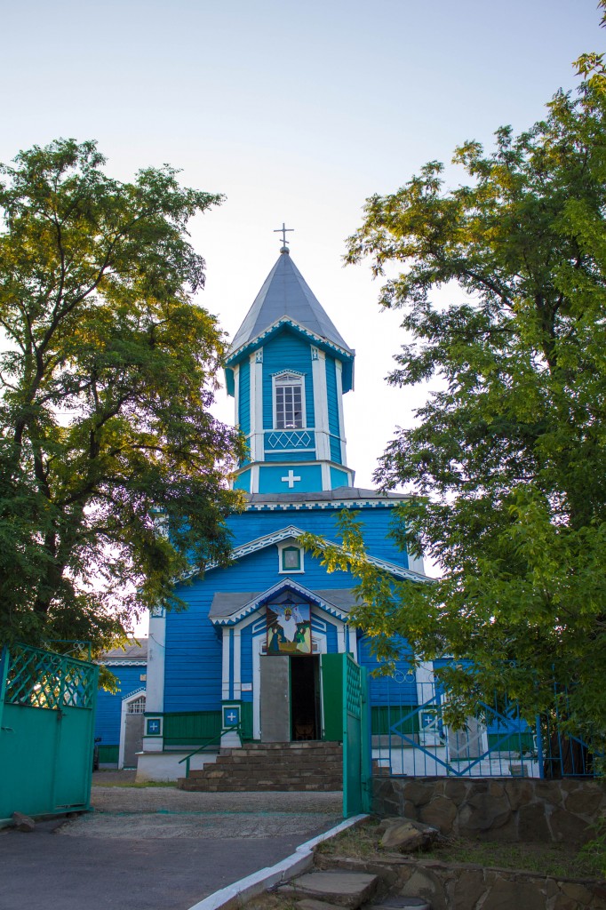 Помог храму