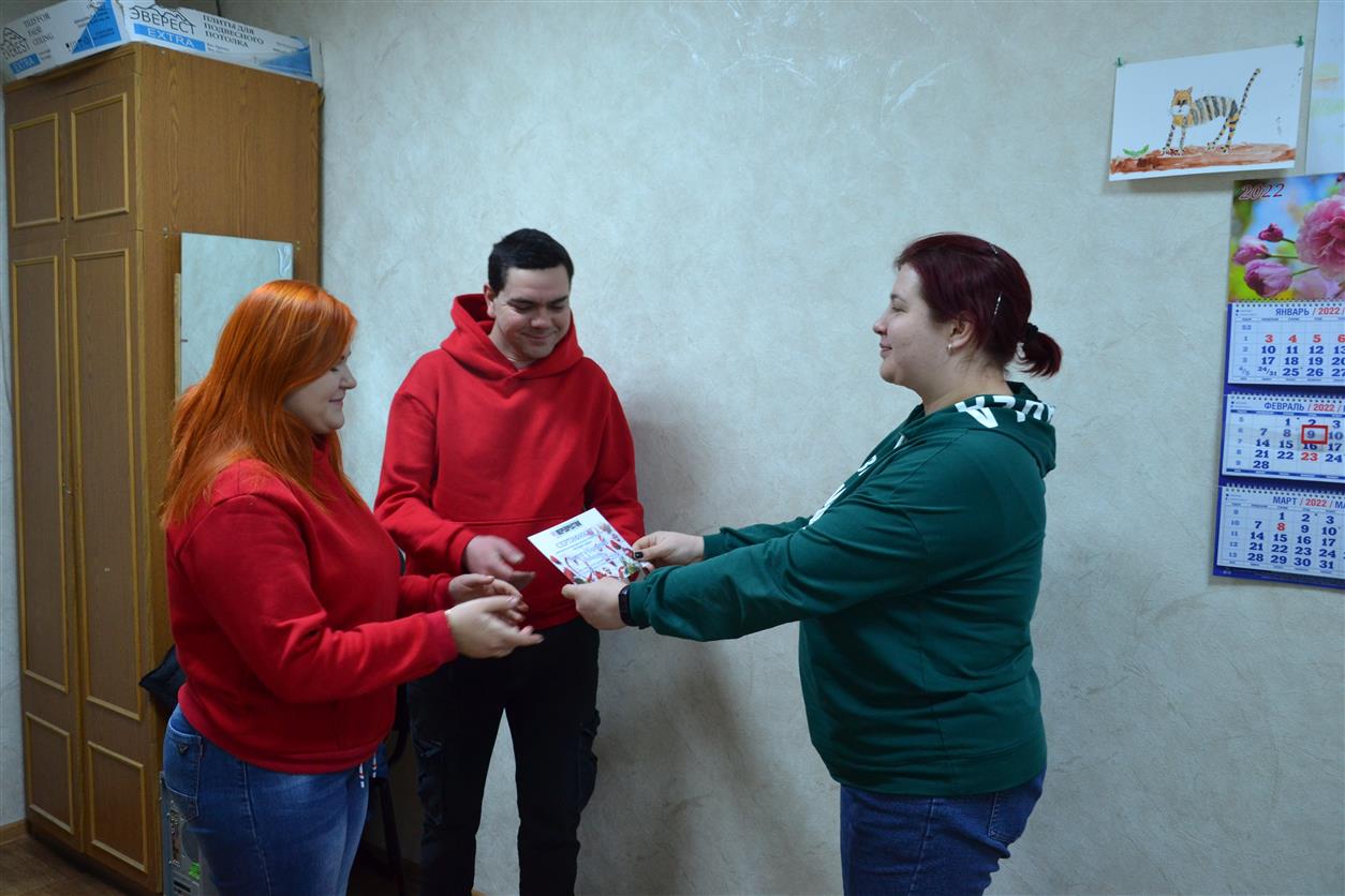 Победители конкурса ко Дню всех влюбленных получили свой выигрыш