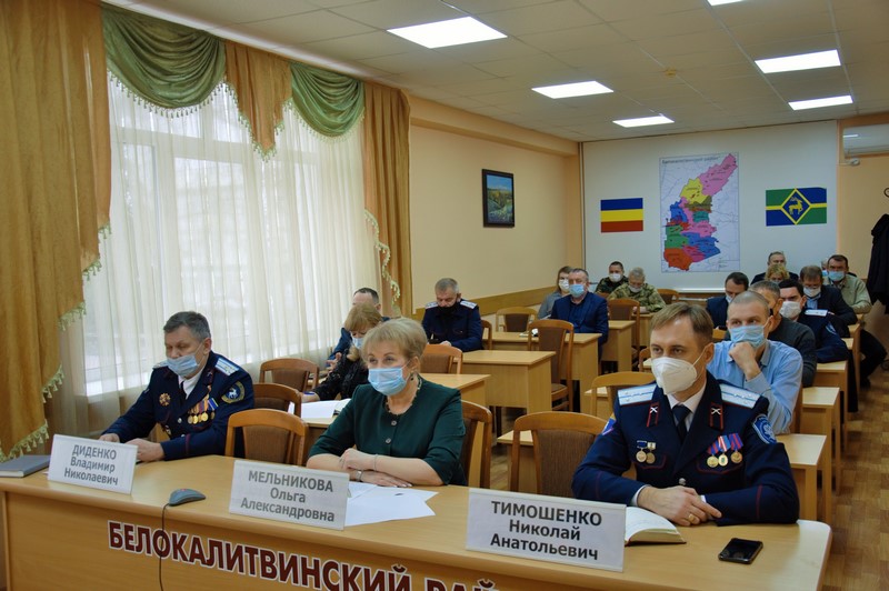 Глава администрации Белокалитвинского района поблагодарила коллектив казачьего корпуса за патриотическое воспитание и спортивную подготовку кадетов