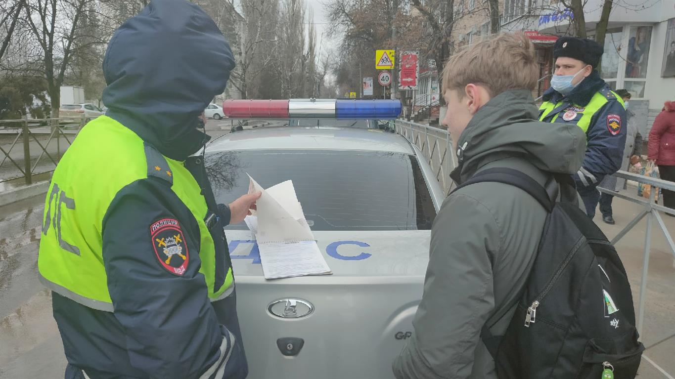 В Белой Калитве состоялся очередной рейд в рамках профилактических мероприятий «Пешеход» и «Безопасная дорога – детям!»